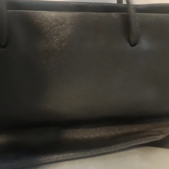 Marc Jacobs East West Logo Tote - Picture 5 of 6